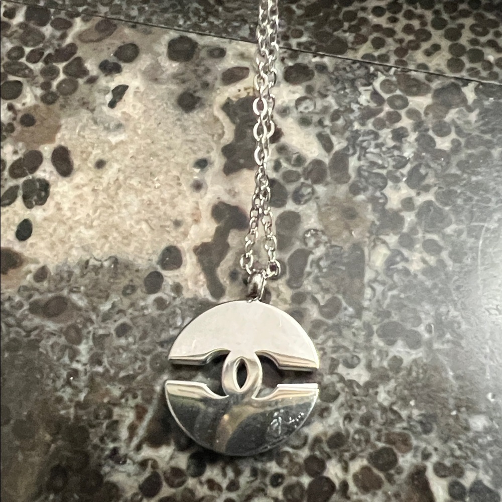 Stainless Steele Necklace - Picture 5 of 5